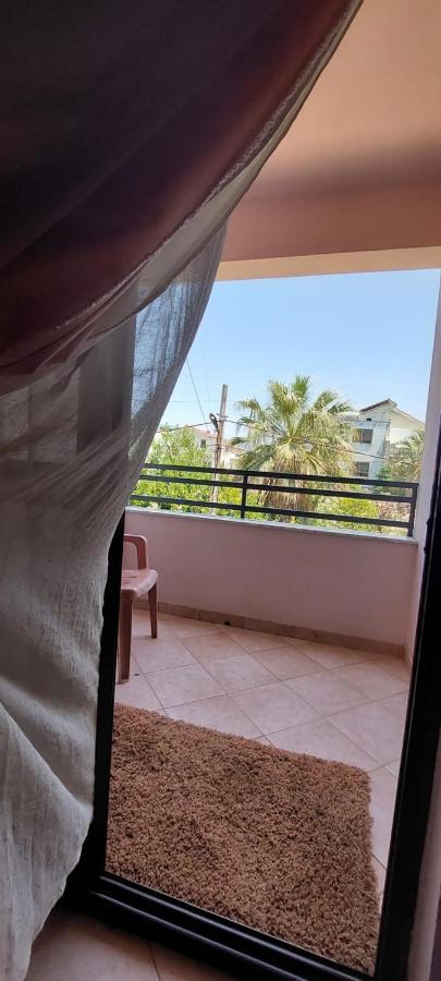 Villa Madani Durrës 外观 照片